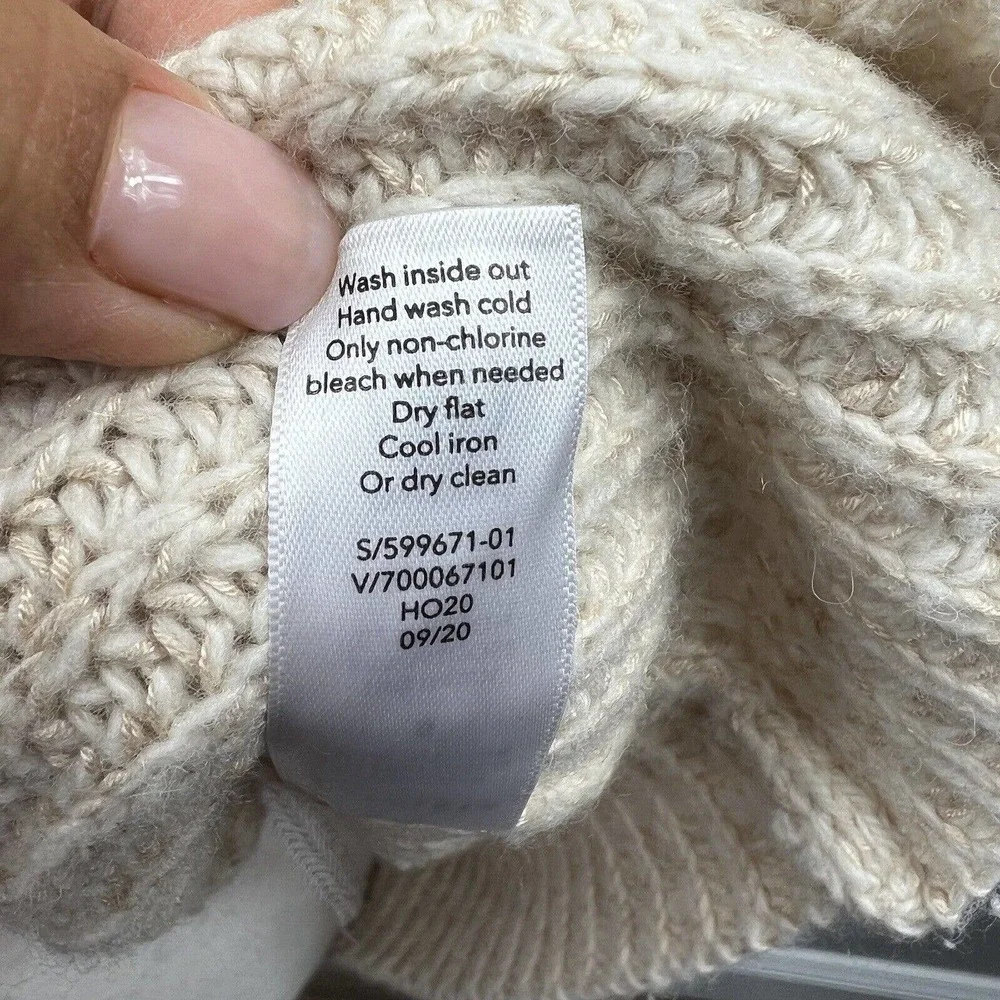 Athleta Cream Sierra Crew Neck Wool Sweater S Chunky Shaker Knit